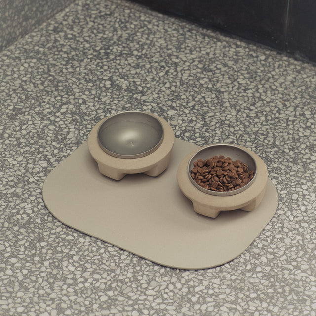 ACCOMODATES TWO CONCRETE VESSELS IN ANY SIZE