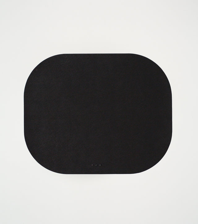 SCRATCH RESISTANT SAFFIANO LEATHER