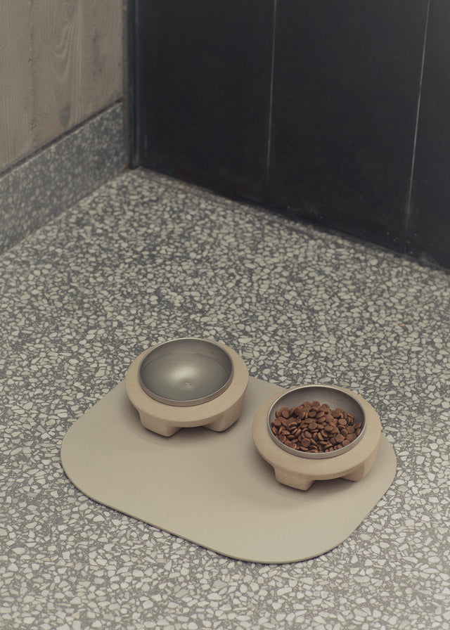 ACCOMODATES TWO CONCRETE VESSELS IN ANY SIZE