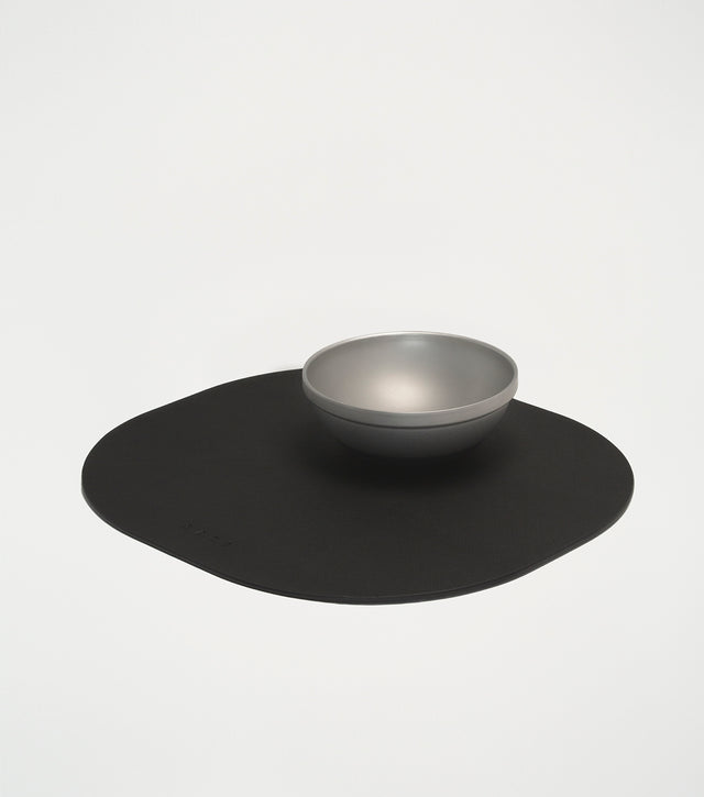 Béton Feeding Mat | Single | Black